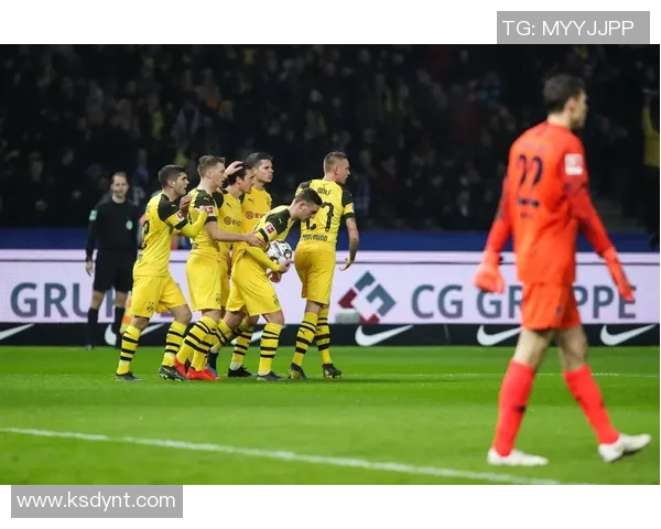 多特蒙德与柏林赫塔激战正酣比分揭晓精彩瞬间回顾